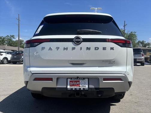 2025 Nissan Pathfinder Platinum 4WD