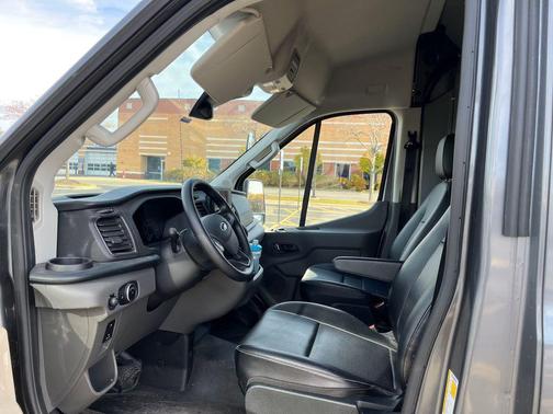 2023 Ford Transit-250 Base