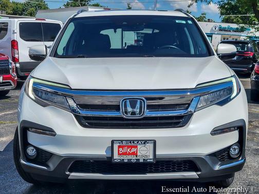 Platinum White Pearl 2021 Honda Pilot Touring 8-Passenger