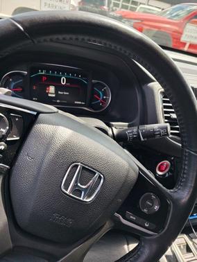 Platinum White Pearl 2021 Honda Pilot Touring 8-Passenger