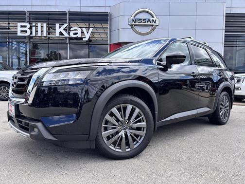 2022 Nissan Pathfinder SL 4WD