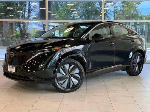 Black Diamond Pearl 2023 Nissan ARIYA ENGAGE