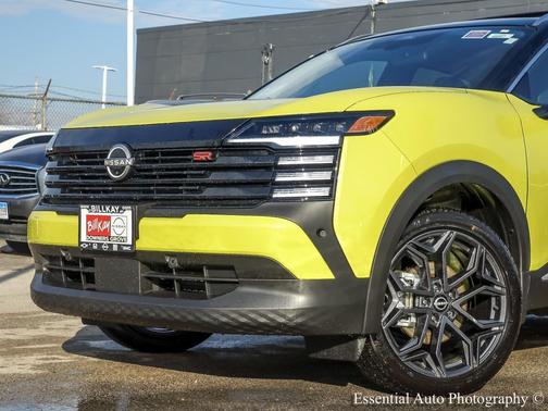 2026 Nissan Kicks SR