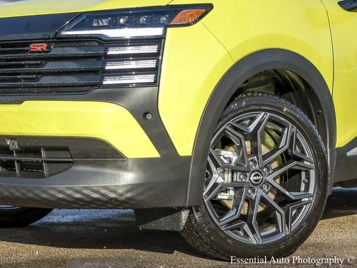 2026 Nissan Kicks SR