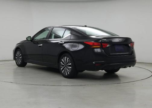 Super Black 2025 Nissan Altima 2.5 SV