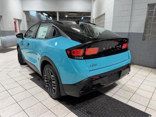 2026 Nissan Leaf PLATINUM+