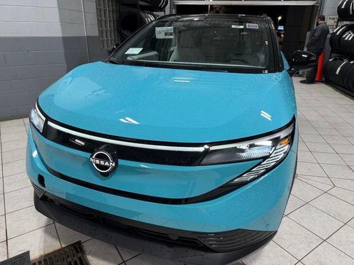 2026 Nissan Leaf PLATINUM+