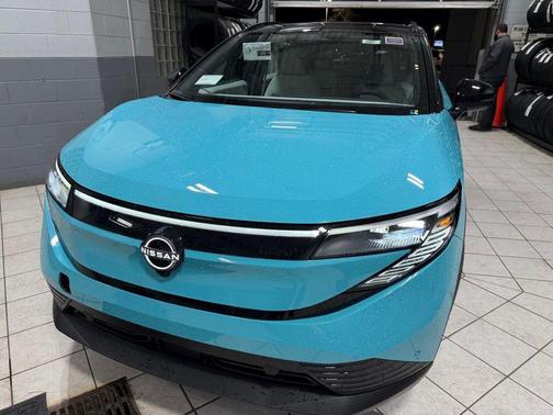 2026 Nissan Leaf PLATINUM+