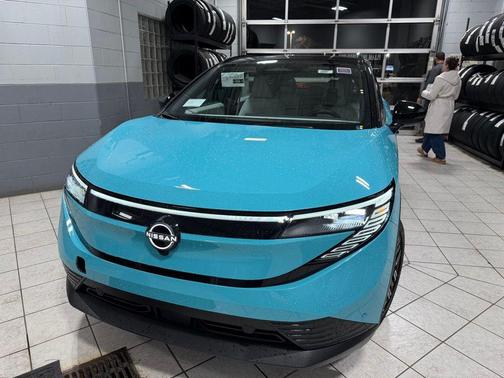 2026 Nissan Leaf PLATINUM+