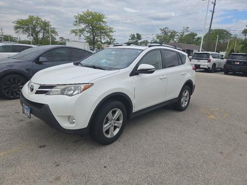 Super White 2014 Toyota RAV4 XLE