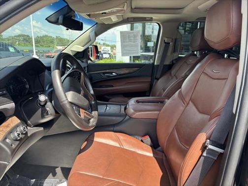 2017 Cadillac Escalade ESV Luxury