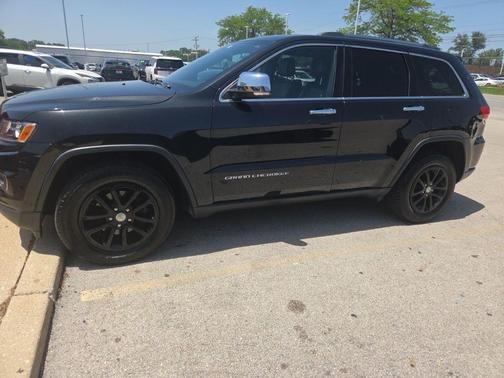 Brilliant Black Crystal Pearlcoat 2016 Jeep Grand Cherokee Limited