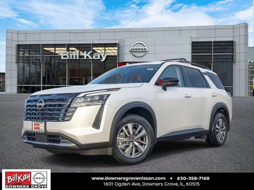 Everest White Pearl Tricoat 2026 Nissan Pathfinder SL