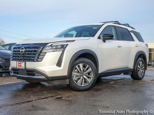 Everest White Pearl Tricoat 2026 Nissan Pathfinder SL