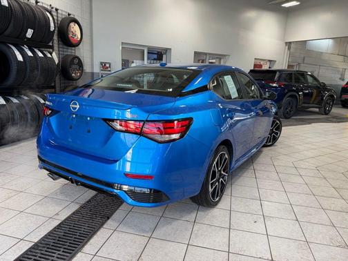 2025 Nissan Sentra SR