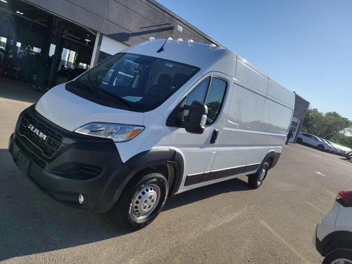 Bright White Clearcoat 2025 RAM ProMaster 3500 High Roof