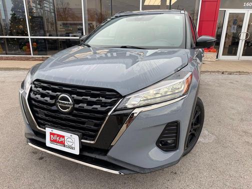 2021 Nissan Kicks SR