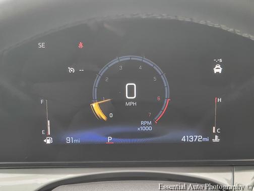 Mosaic Black Metallic 2025 Chevrolet Trax LT