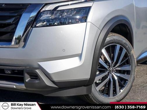 2025 Nissan Pathfinder Platinum 4WD