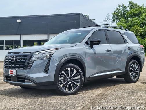 Boulder Gray Pearl 2026 Nissan Pathfinder Platinum