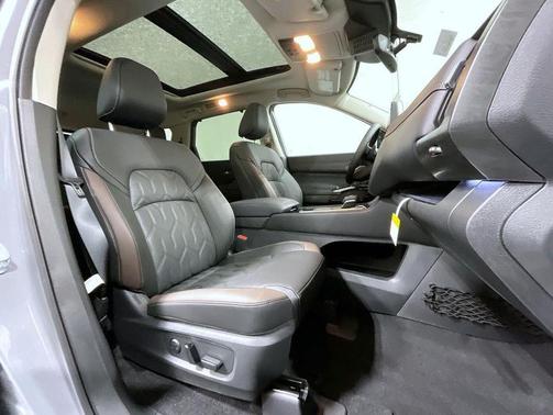 Boulder Gray Pearl 2026 Nissan Pathfinder Platinum