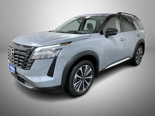 Boulder Gray Pearl 2026 Nissan Pathfinder Platinum
