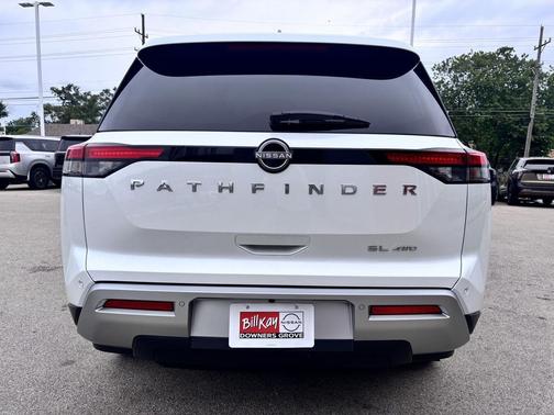 2025 Nissan Pathfinder SL 4WD