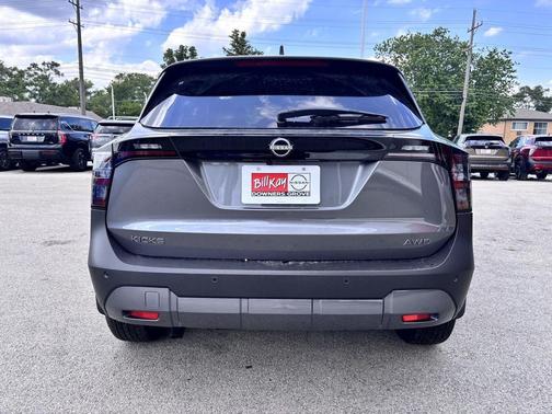 2025 Nissan Kicks SV