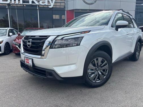 2025 Nissan Pathfinder SV 4WD