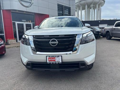 2025 Nissan Pathfinder SV 4WD