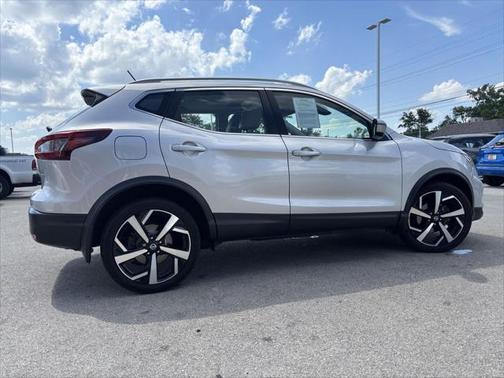 2020 Nissan Rogue Sport SL