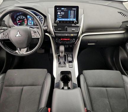 Alloy Silver Metallic 2025 Mitsubishi Eclipse Cross SE