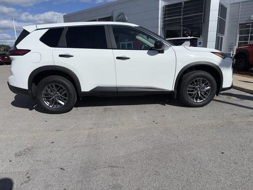 2026 Nissan Rogue S