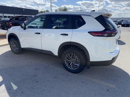 2026 Nissan Rogue S