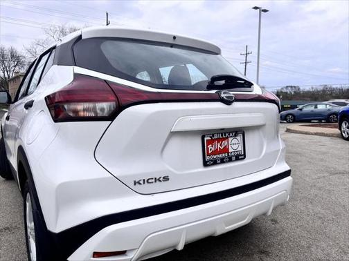 2025 Nissan Kicks S