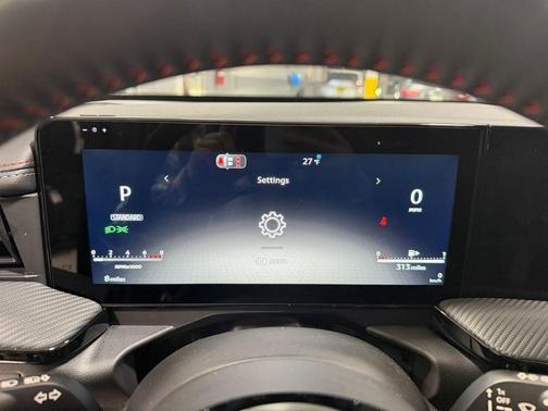 Super Black 2026 Nissan Kicks SR