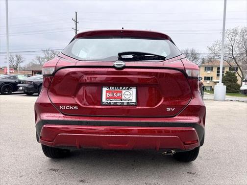 2023 Nissan Kicks SV