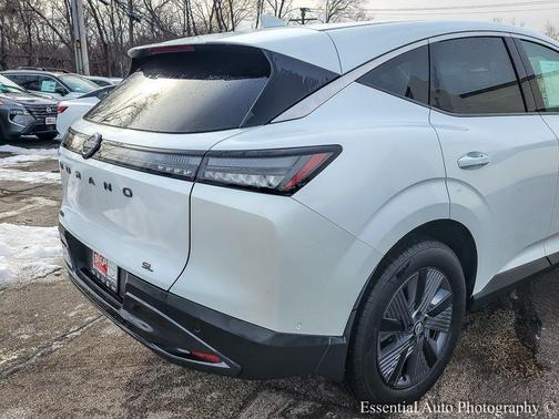 2025 Nissan Murano SL