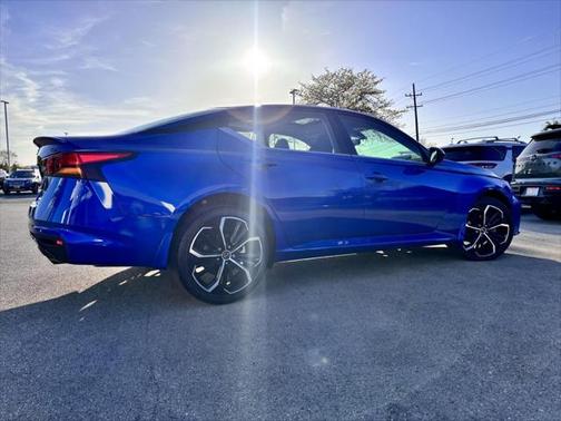 2025 Nissan Altima SR AWD