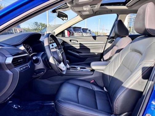 2025 Nissan Altima SR AWD