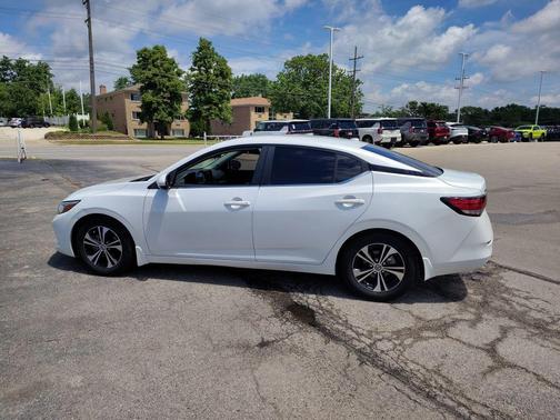 Aspen White Tricoat 2021 Nissan Sentra SV