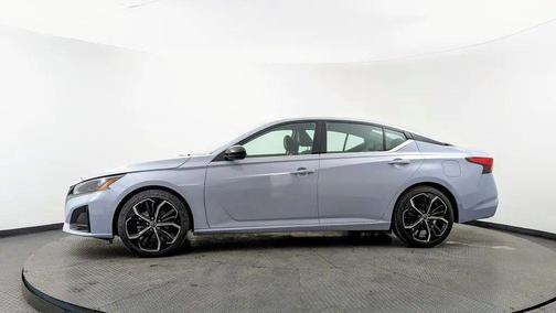 Gray Sky Pearl 2025 Nissan Altima SR FWD