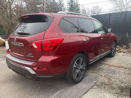 2020 Nissan Pathfinder Platinum 4WD