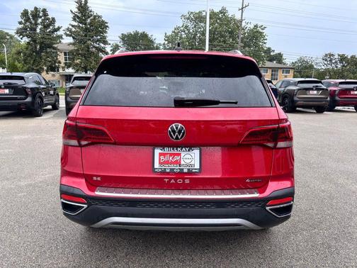 2024 Volkswagen Taos 1.5T SE