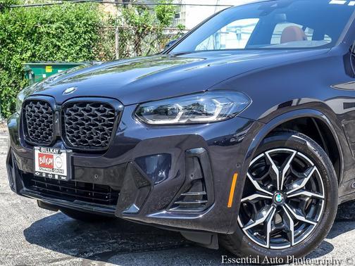 Carbon Black Metallic 2024 BMW X4 xDrive30i