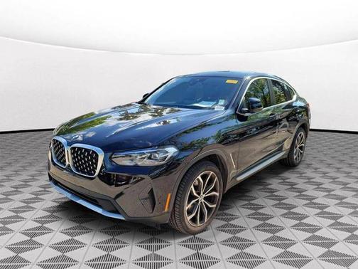Carbon Black Metallic 2024 BMW X4 xDrive30i