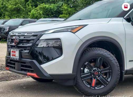 Everest White Pearl Tricoat 2026 Nissan Rogue Rock Creek