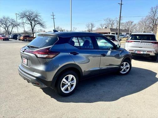 2025 Nissan Kicks S