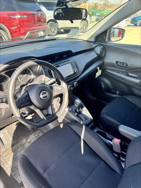 2025 Nissan Kicks S