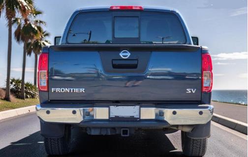 Magnetic Black Pearl 2019 Nissan Frontier SV